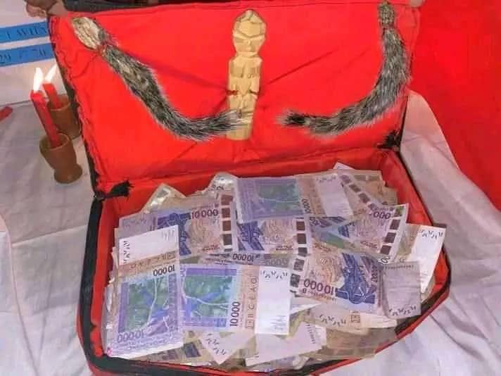 la valise magique de la richesse ,valise magique, valise magique d’argent